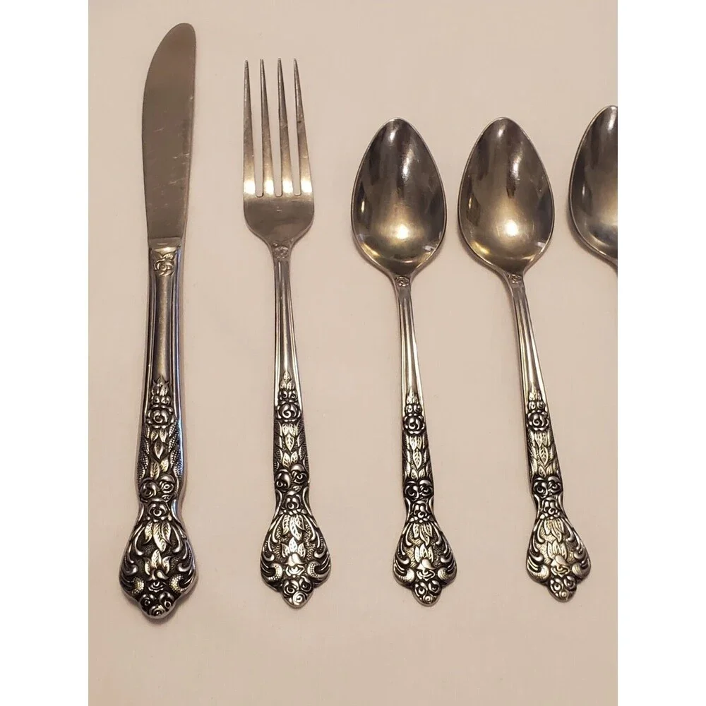 Vintage Versailles by MSI Japan Stainless Dinner Flatware Set of 8 Excellent